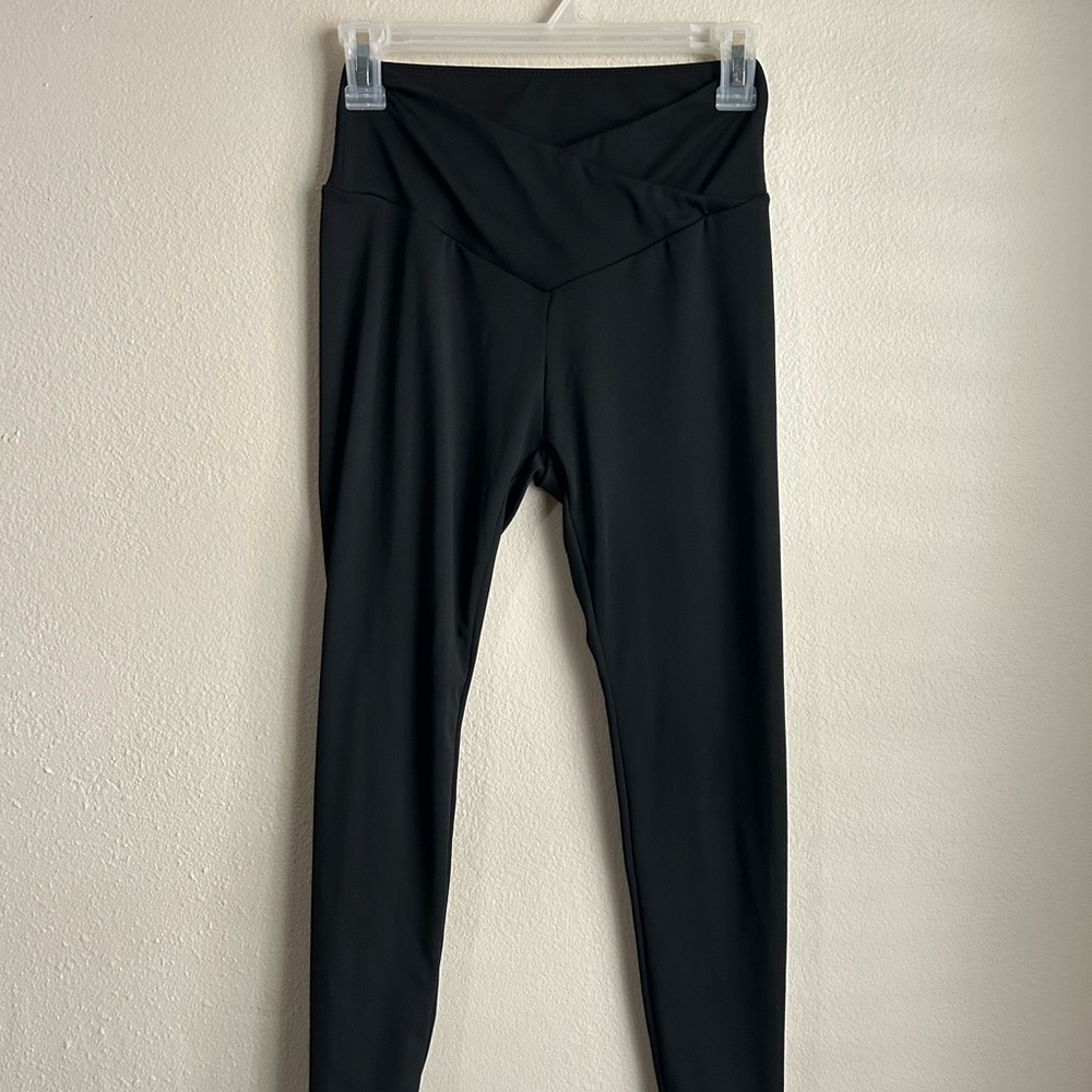 b.o.c. Black Performance Leggings